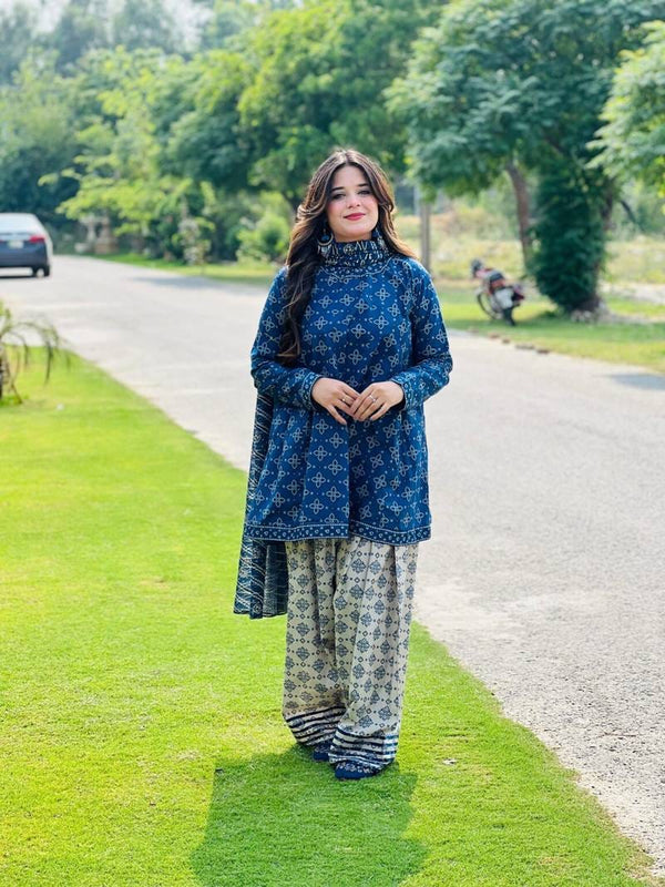 BERRY LAWN 3PC SUIT WITH FARSI SALWAR